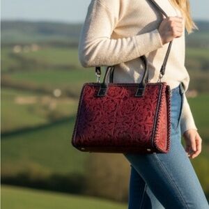 Montana West Red & Black Weapon Carry Concealed Handtooled Shoulder Bag NWT